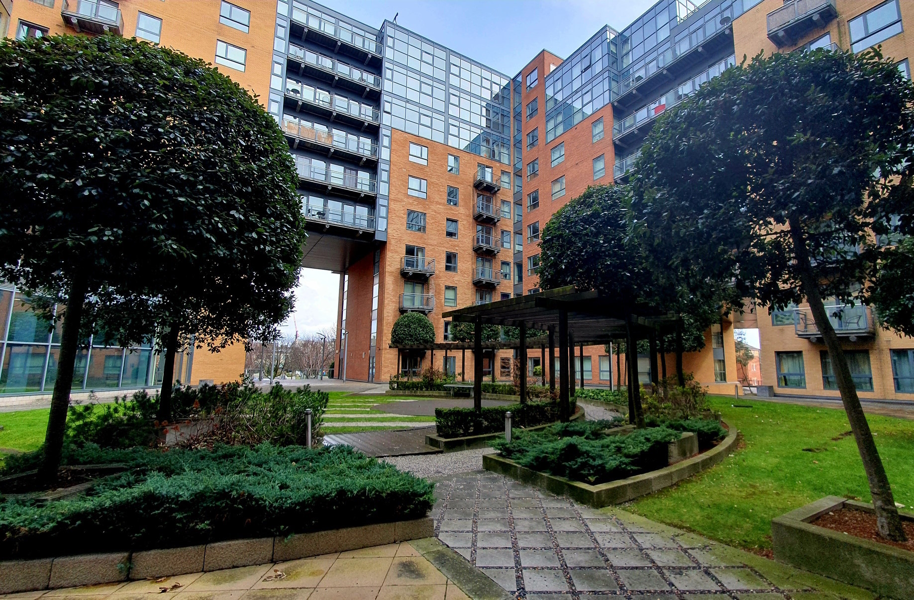 West One Sheffield: apartment 1 garden